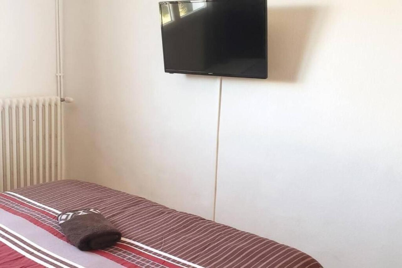Maison familiale - ménage, serviettes, draps inclus Gaillac Esterno foto